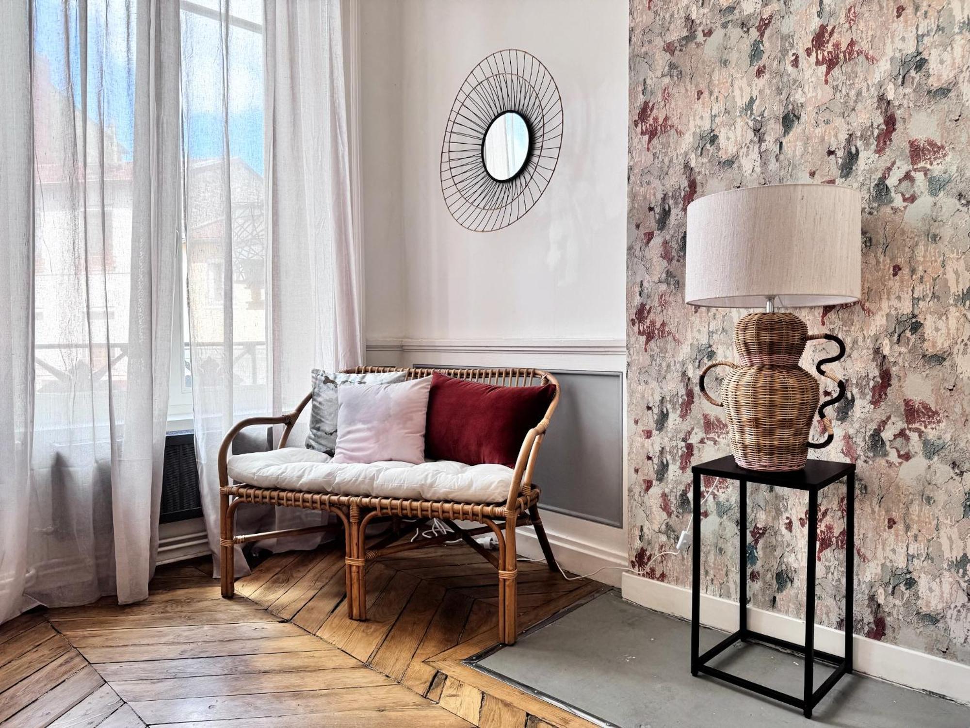 Suite Merengue Oullins Luaran gambar