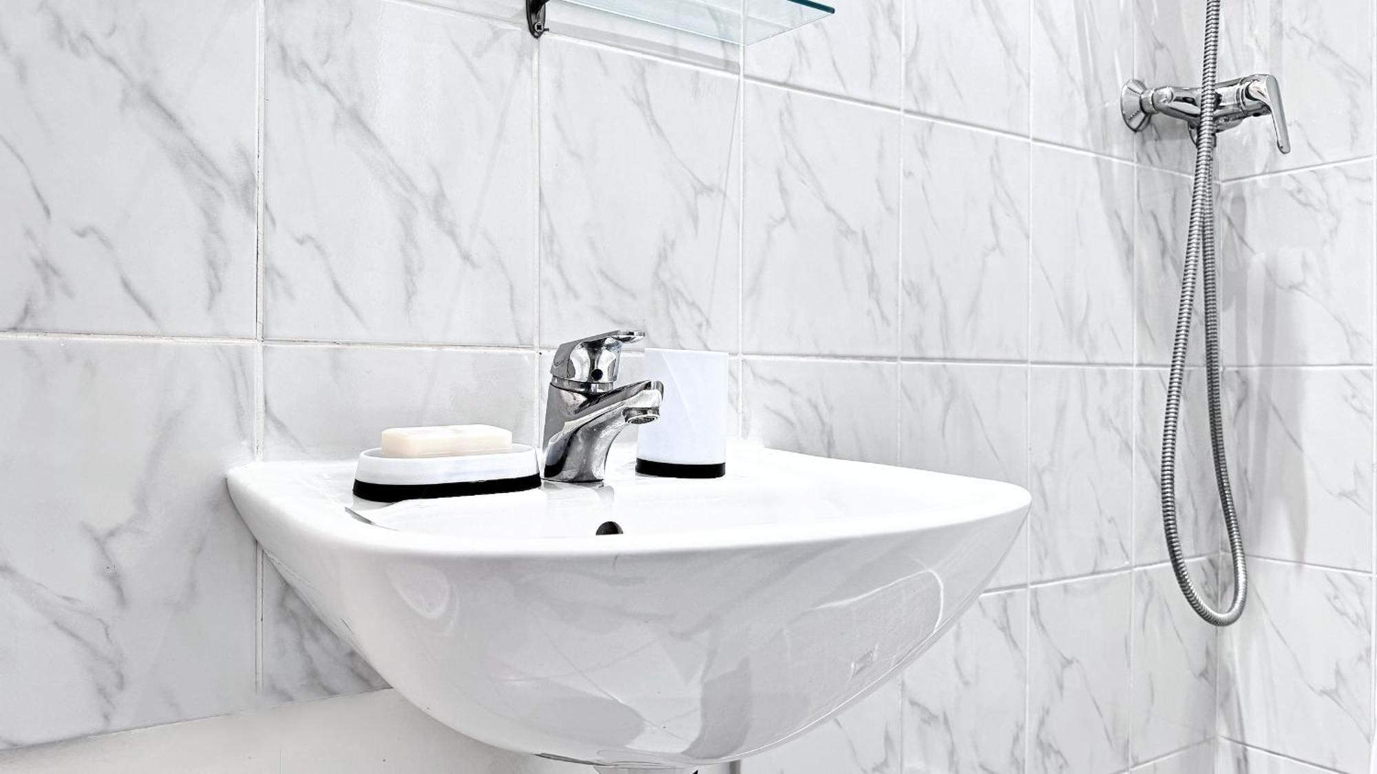 Suite Merengue Oullins Luaran gambar