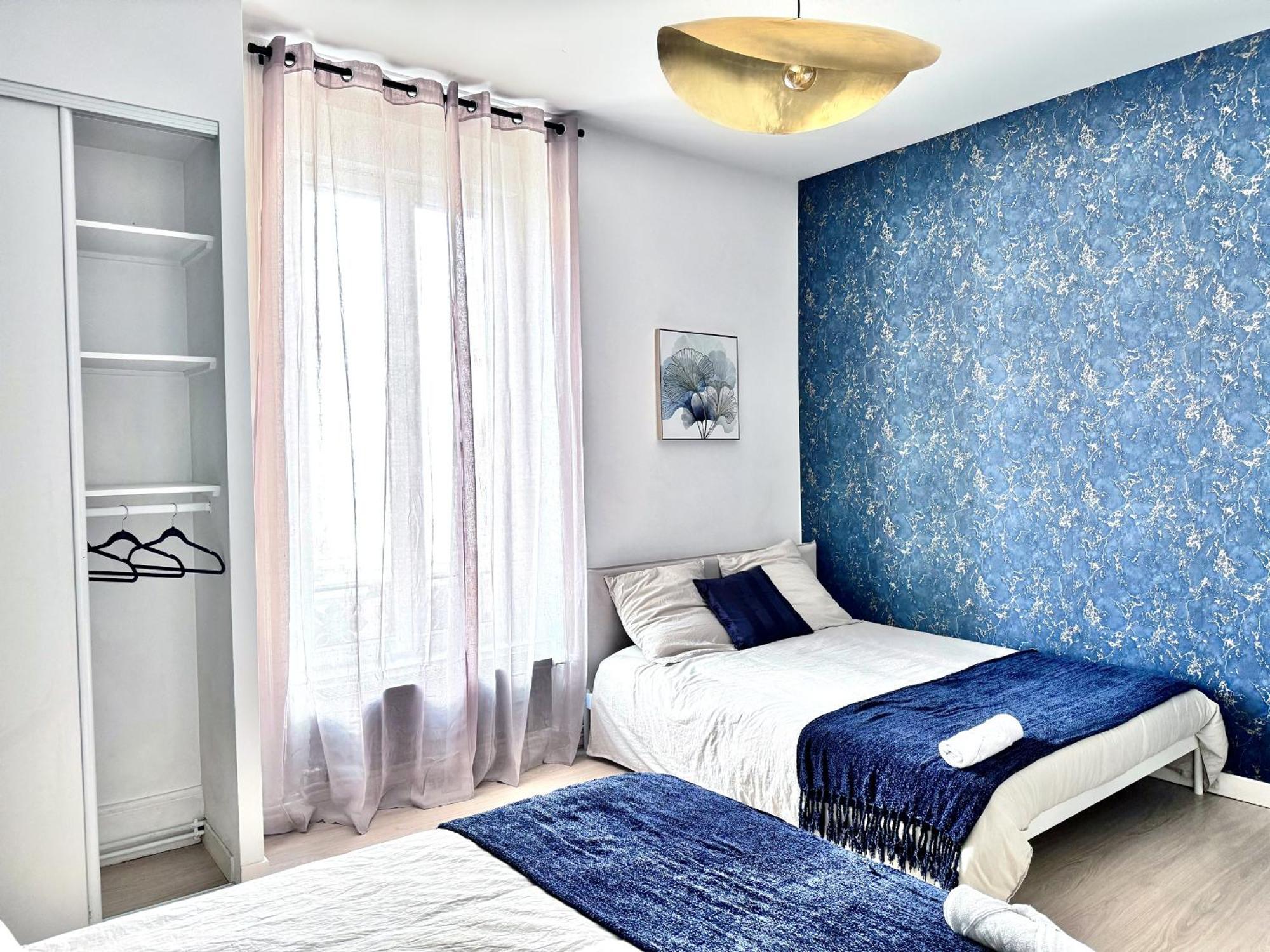 Suite Merengue Oullins Luaran gambar